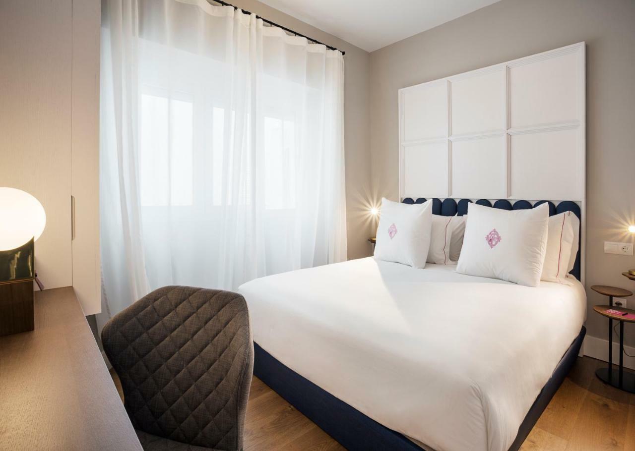 Apartamentos One Shot Conde De Torrejon Sevilla Dış mekan fotoğraf